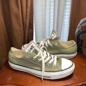 Olive green low top converse